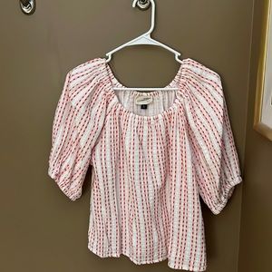 Universal Thread white top with red stitching